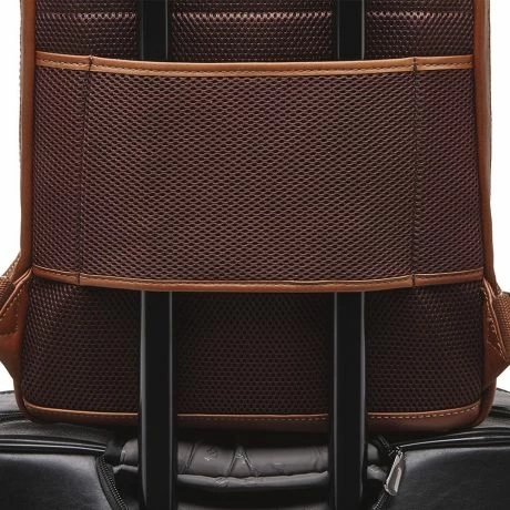 Castelijn & Beerens Firenze Laptoprugzak 15.6'' Tablet Mocca 8 Castelijn & Beerens Firenze Laptoprugzak 15.6'' Tablet Mocca - Afbeelding 7