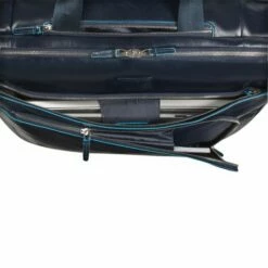 Piquadro Blue Square Cabin Trolley 15.6" Night Blue 13 Piquadro Blue Square Cabin Trolley 15.6" Night Blue -NL Rugzak Verkoopwinkel bv2960b2 blu2 dett4 1