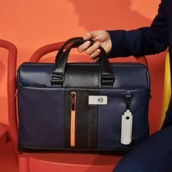 Piquadro Urban Laptop Briefcase 15.6'' Black/Grey -NL Rugzak Verkoopwinkel ca3339ub00 grn dett7