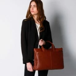 Piquadro Black Square Small Expandable Computer Bag 15.6'' Tobacco 13 Piquadro Black Square Small Expandable Computer Bag 15.6'' Tobacco -NL Rugzak Verkoopwinkel ca4021b3 ve dett8 1 1