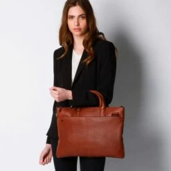 Piquadro Black Square Small Expandable Computer Bag 15.6'' Tobacco 12 Piquadro Black Square Small Expandable Computer Bag 15.6'' Tobacco -NL Rugzak Verkoopwinkel ca4021b3 ve dett9 1 1