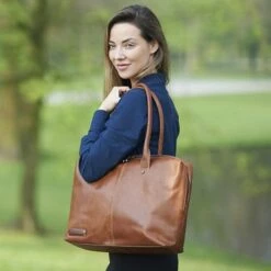 Plevier Beidou Dames Laptoptas 1-Vak 15.6" Bruin 17 Plevier Beidou Dames Laptoptas 1-Vak 15.6" Bruin -NL Rugzak Verkoopwinkel plevier 863 2 beidou