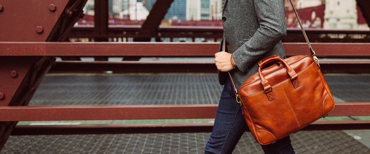 Voorkant 10 Voorkant -NL Rugzak Verkoopwinkel 8.12.20 Messenger Laptop Header